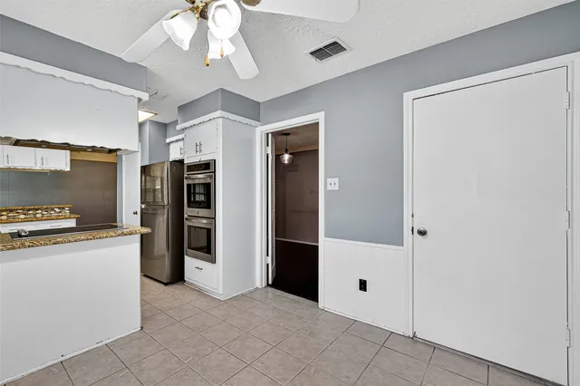 $1,800 | 12315 Chessington Drive, Houston, TX 77031