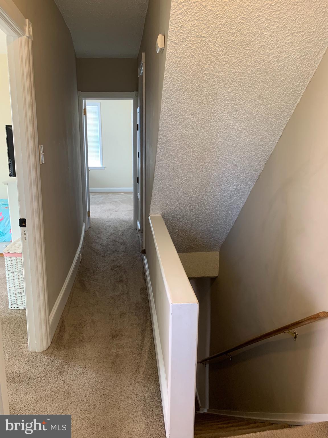 366 Amosland Road Holmes, PA 19043 - Photo 15 of 30 2nd Floor hallway