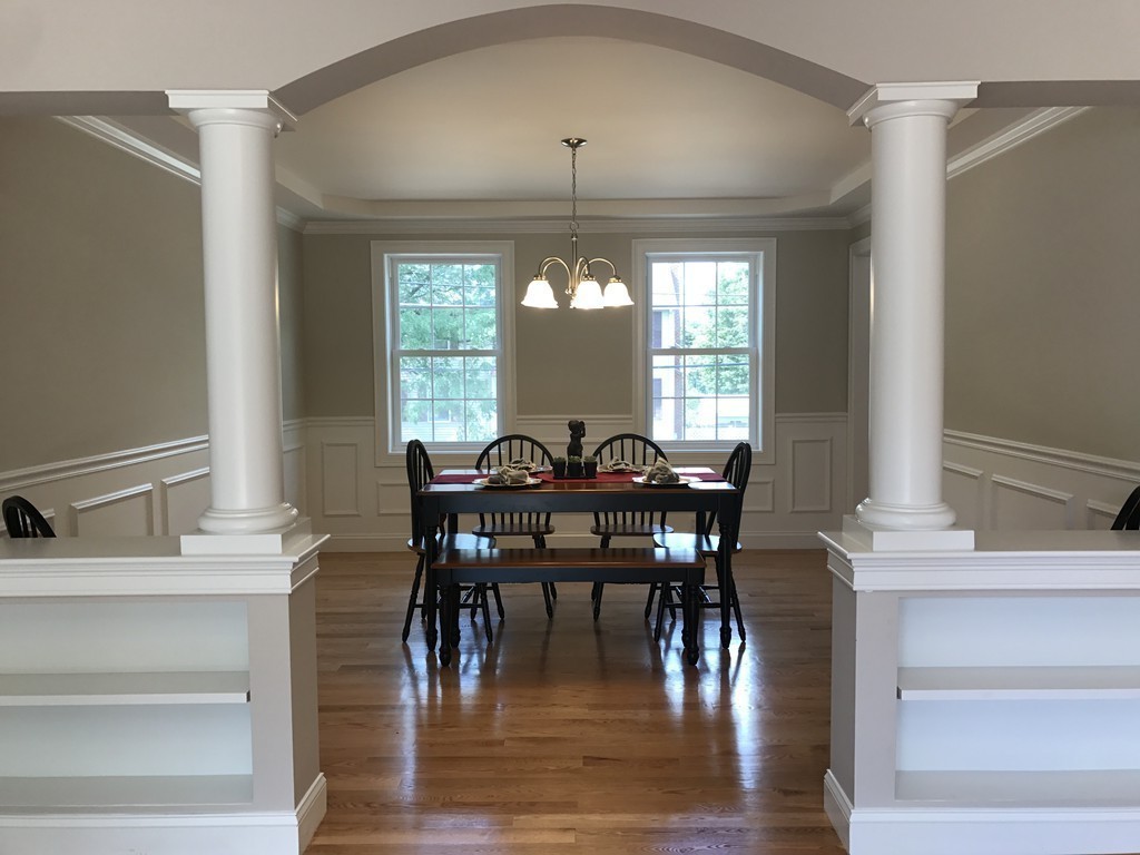 7 Skelton Road Burlington, MA 01803 - Photo 4 of 17 Gallery Image 4