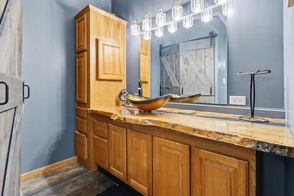 $399,000 | 574 Maple Lane, Coldwater, MI 49036