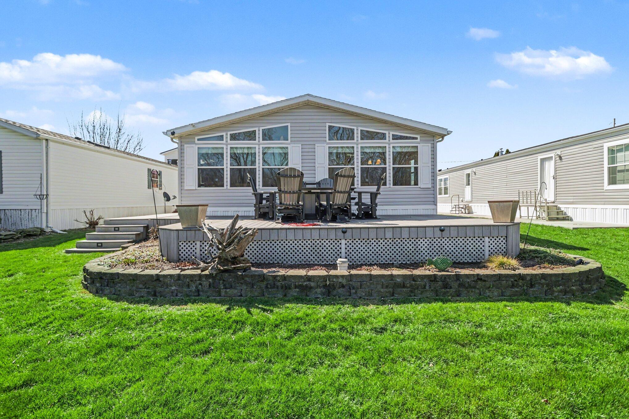 574 Maple Lane Coldwater, MI 49036 - Photo 2 of 28 002_file_6643