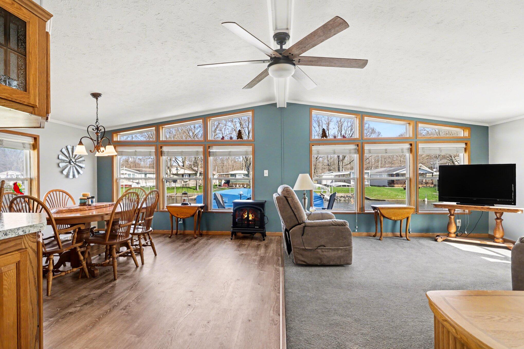 574 Maple Lane Coldwater, MI 49036 - Photo 4 of 28 005_file_1020