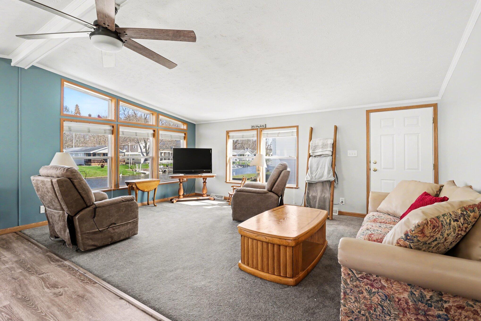 574 Maple Lane Coldwater, MI 49036 - Photo 5 of 28 004_file_8502