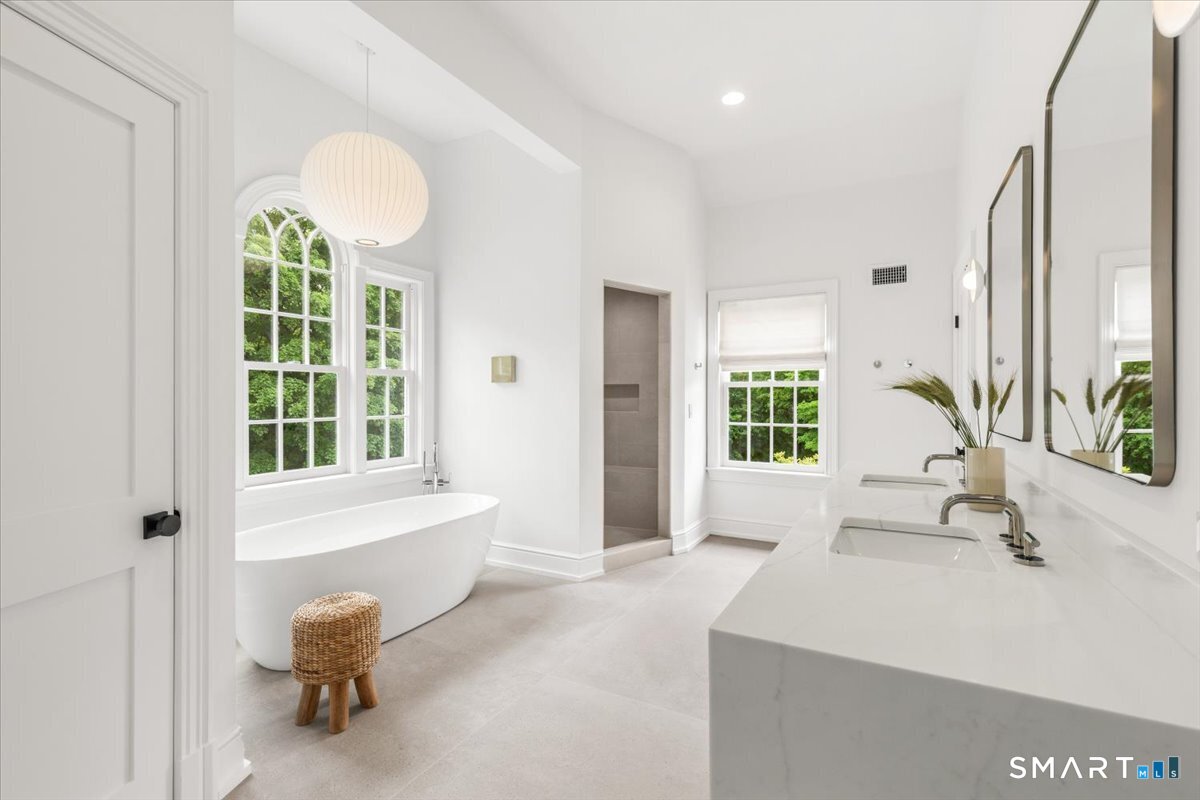 256 Country Club Road New Canaan, CT 06840 - Photo 25 of 40