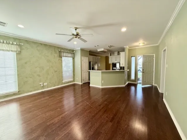 $1,800 | 234 Stuttgart Circle, College Station, TX 77845