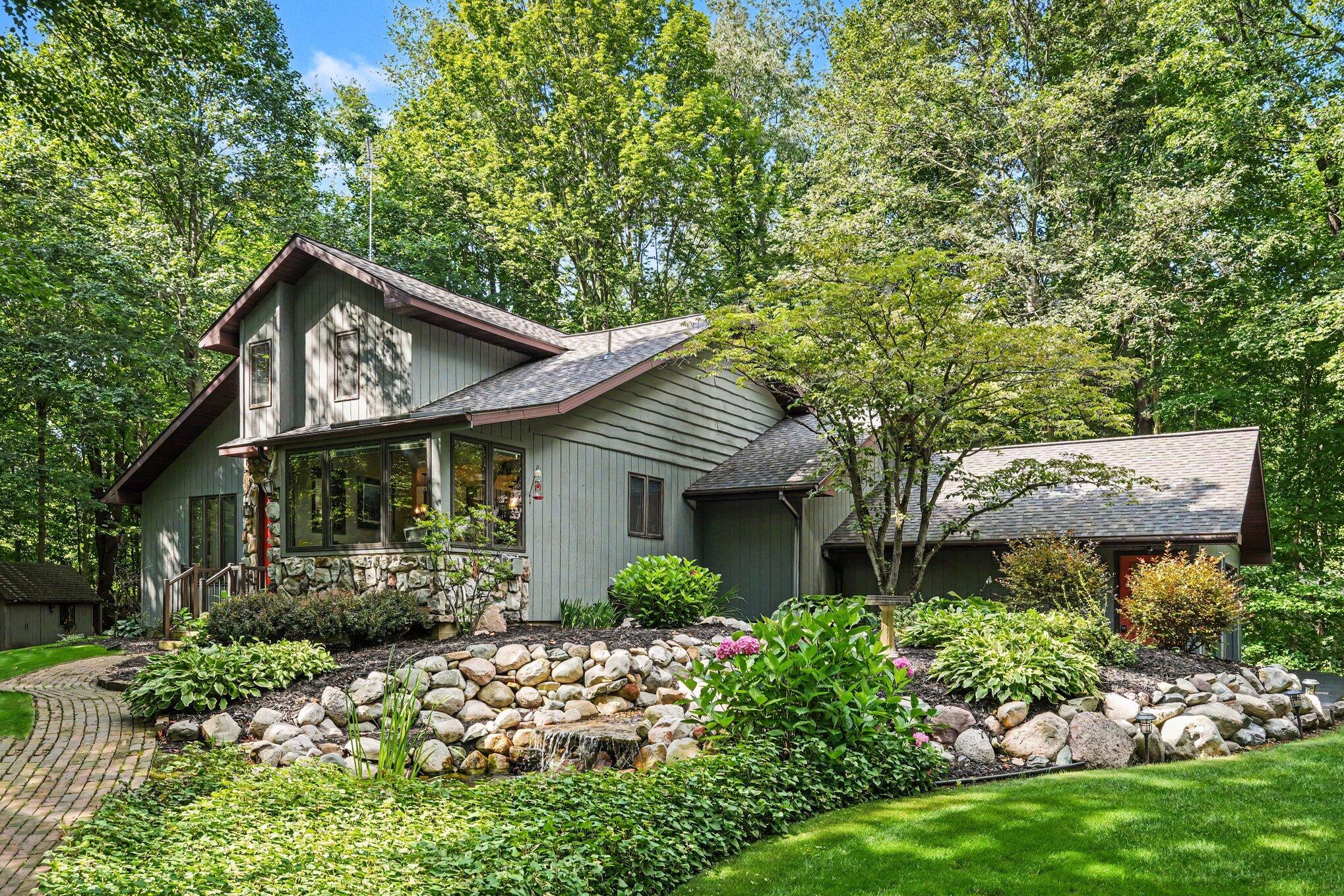 2913 Grange Road Berrien Springs, MI 49103 - Photo 35 of 36 003_file_9309