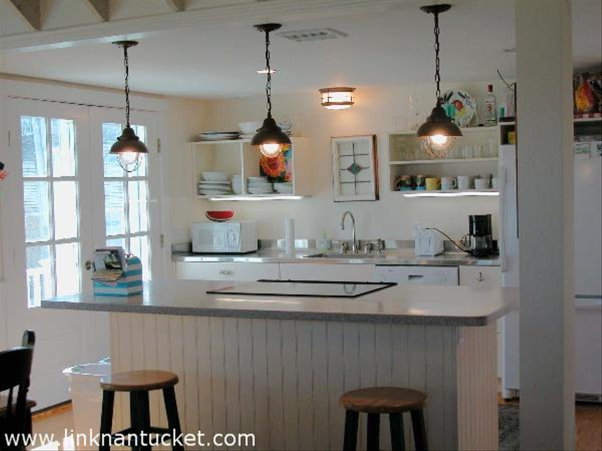 7 Jackson Street Nantucket, MA 02554 - Photo 12 of 17