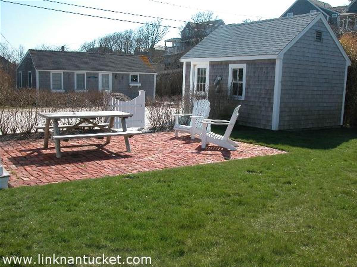 7 Jackson Street Nantucket, MA 02554 - Photo 3 of 17 Garage 1 car