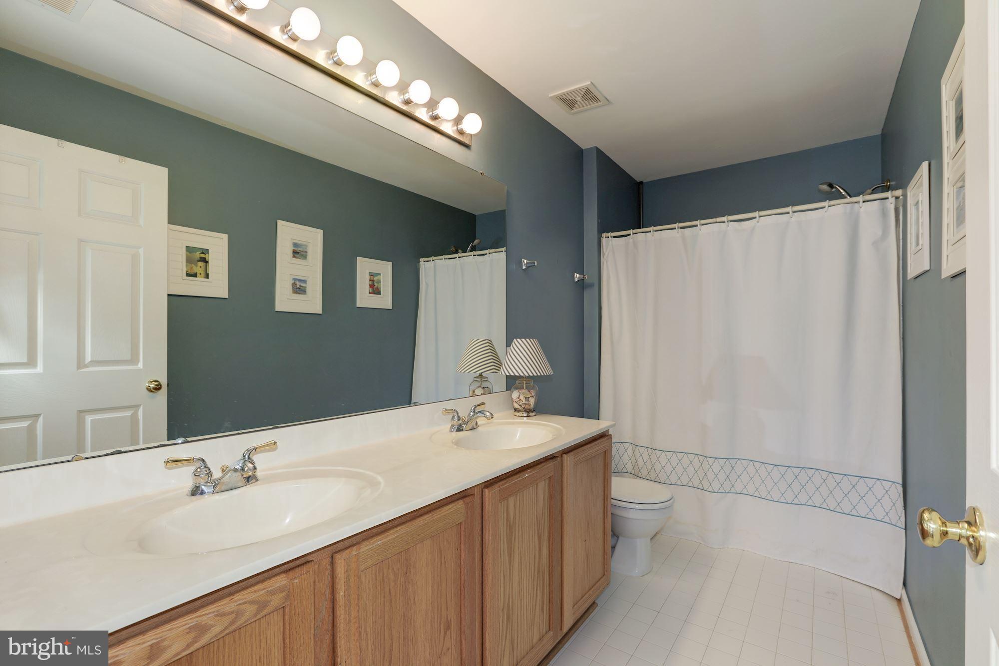 14408 Autumn Crest Road Boyds, MD 20841 - Photo 22 of 30 Bath