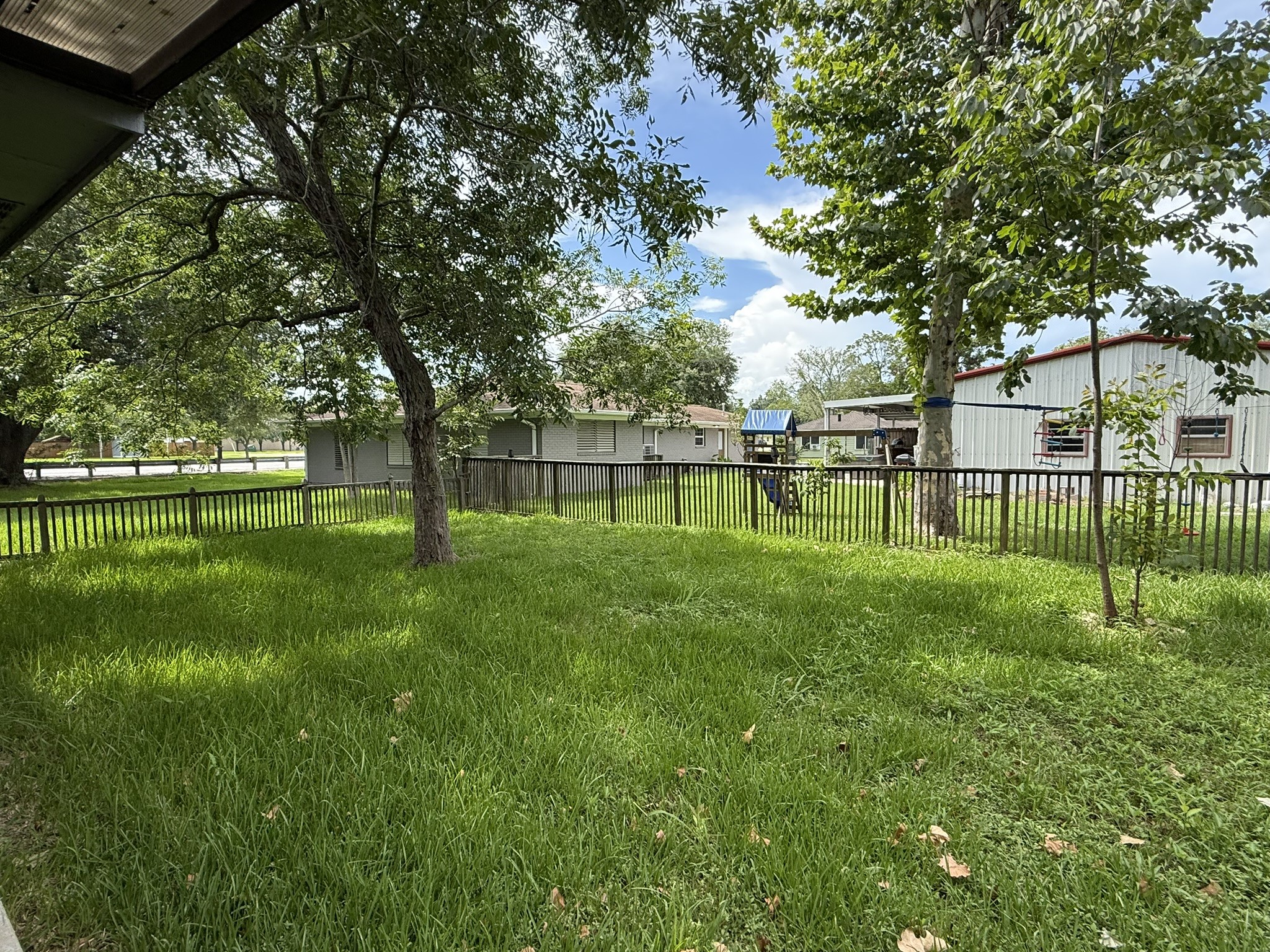 5525 Main Street Santa Fe, TX 77510 - Photo 32 of 36 Backyard area