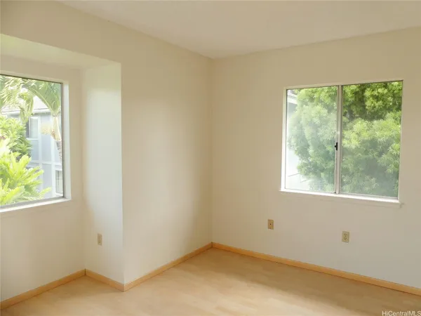 $2,400 | 95-1015 ʻĀinamakua Drive, Unit 78, Mililani, HI 96789