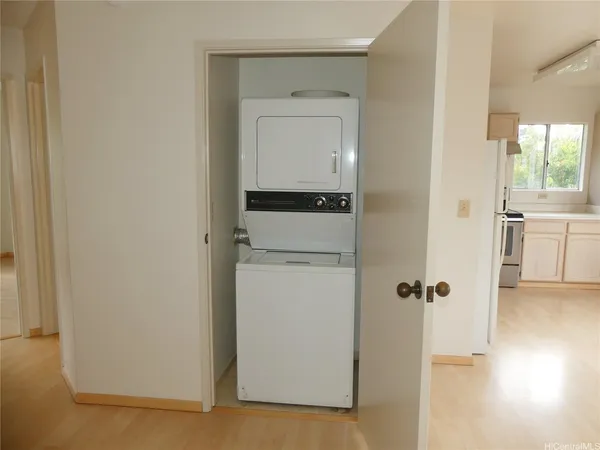 $2,400 | 95-1015 ʻĀinamakua Drive, Unit 78, Mililani, HI 96789