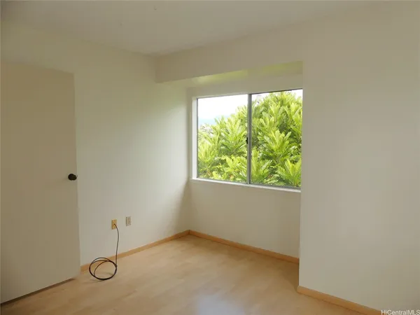 $2,400 | 95-1015 ʻĀinamakua Drive, Unit 78, Mililani, HI 96789