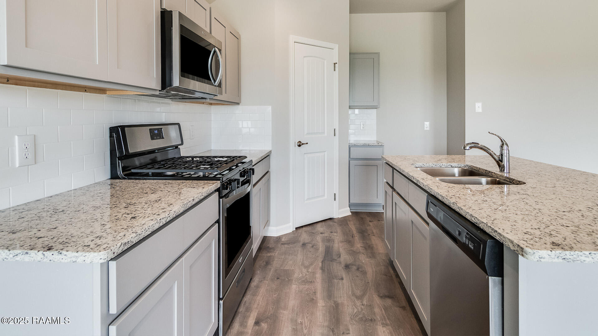 108 Reid Sunset, LA 70584 - Photo 6 of 14 X40B AL Grey5