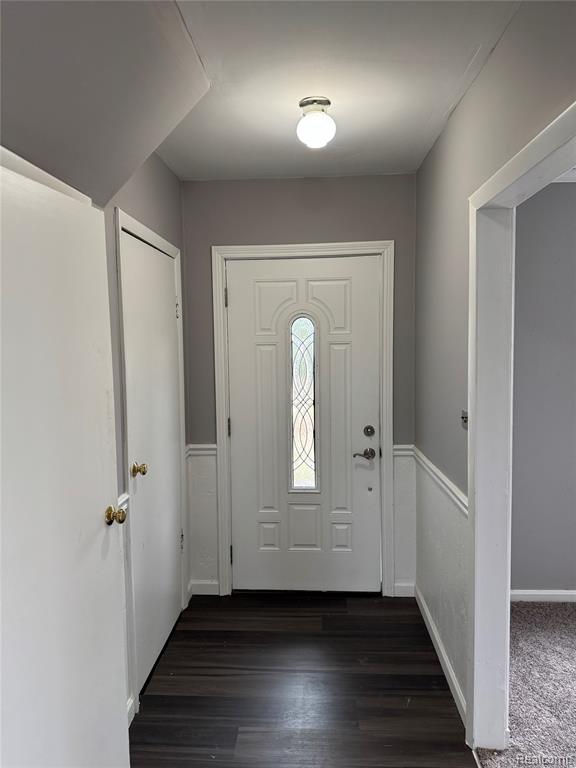 3165 Alpine Road Troy, MI 48084 - Photo 2 of 14