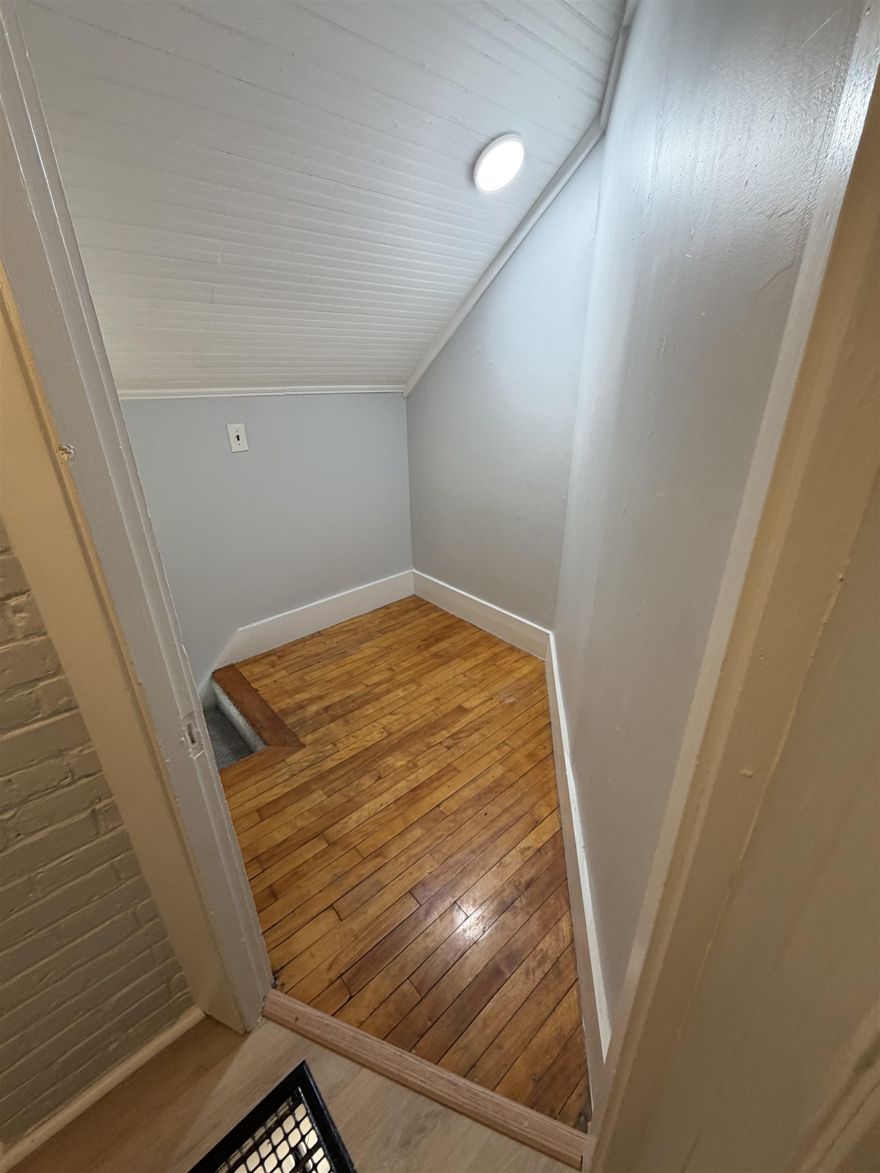 303 North State Street Concord, NH 03301 - Photo 12 of 24