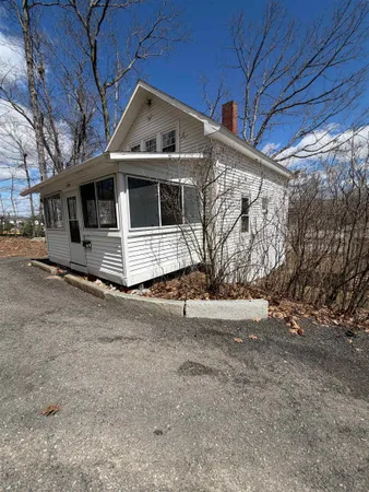 $2,200 | 303 North State Street, Concord, NH 03301