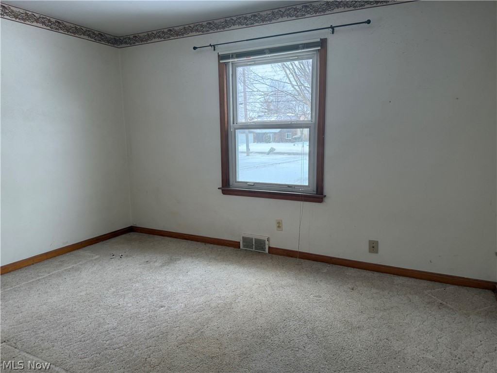 2715 Meister Road Lorain, OH 44053 - Photo 8 of 15 Gallery Image 8