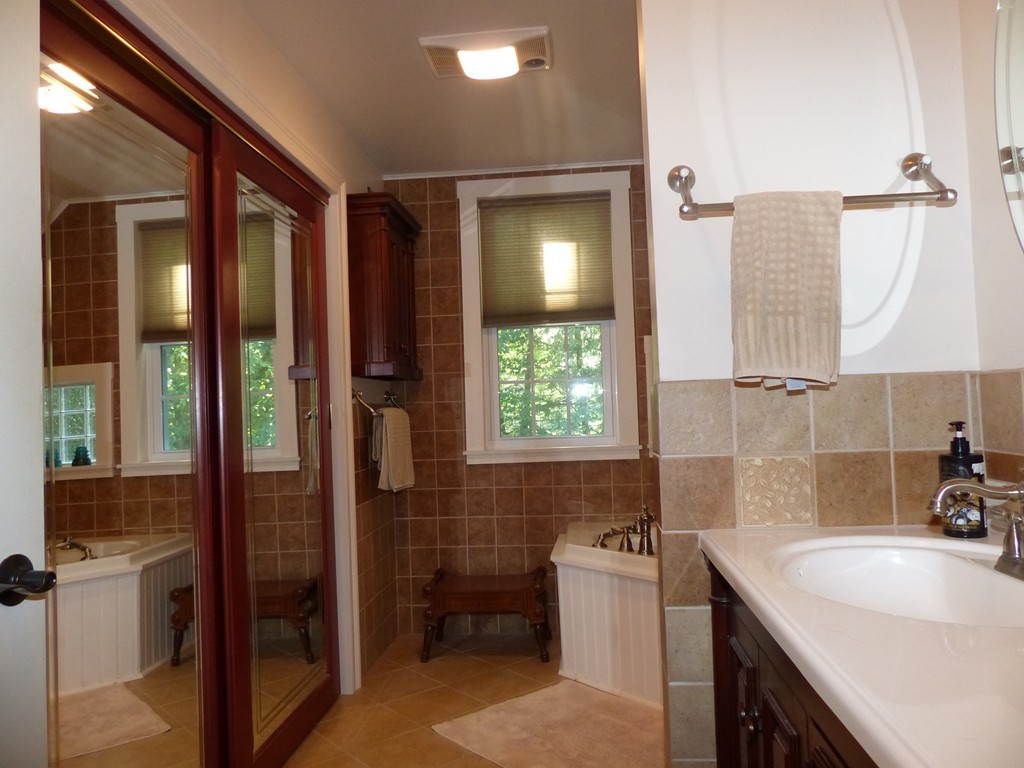 64 E Road Orange, MA 01364 - Photo 16 of 22