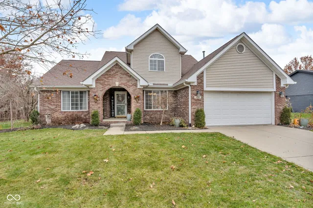 $370,000 | 1134 Brookside Drive, Lebanon, IN 46052