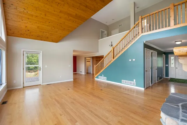 $869,900 | 136 Lakeridge Trail, Boyne City, MI 49712