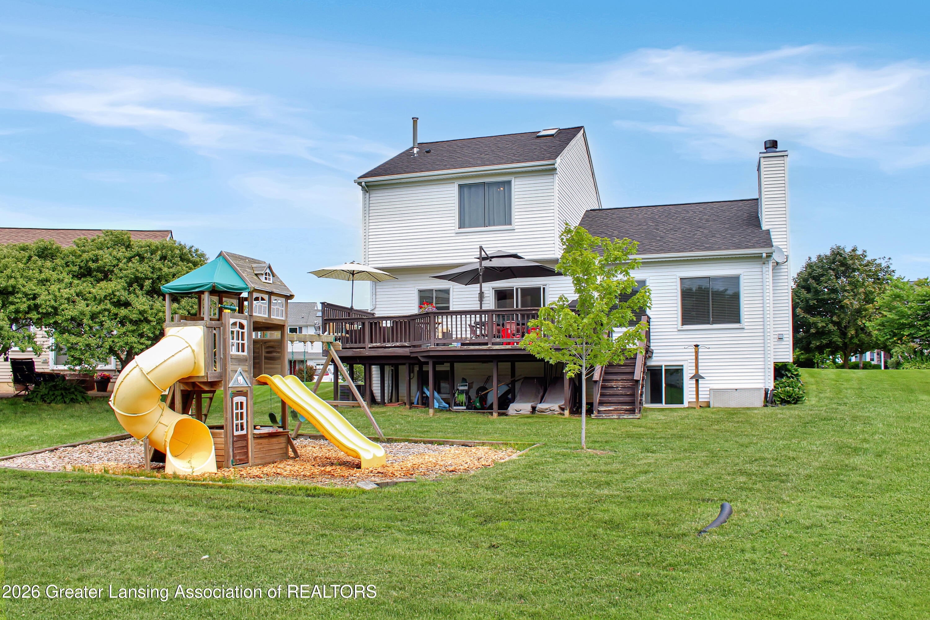 1725 Chelsea Circle Howell, MI 48843 - Photo 5 of 43 Backyard