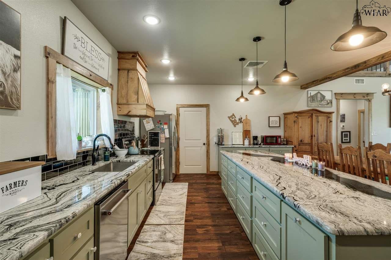 2411 Rifle Range Road Iowa Park, TX 76367 - Photo 5 of 29 Gallery Image 5