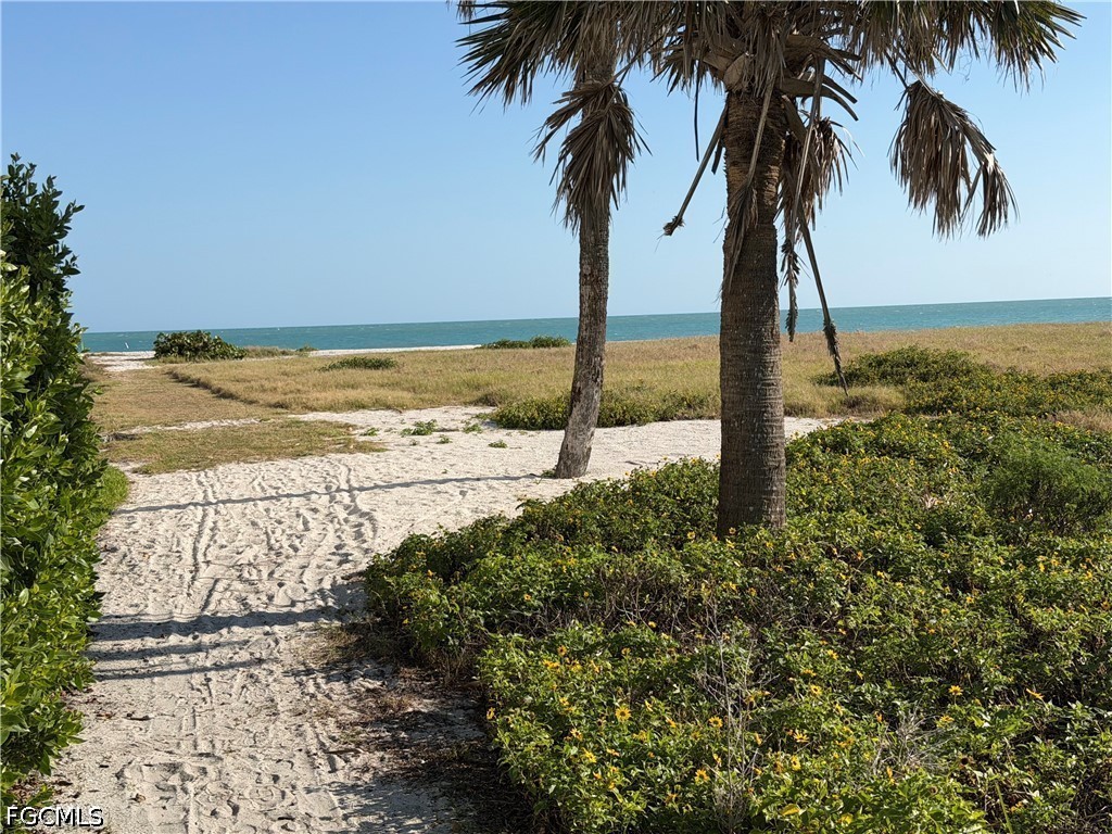 3324 St Kilda Road Sanibel, FL 33957 - Photo 6 of 23