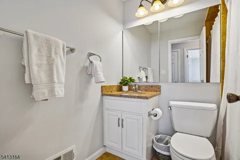 $529,000 | 6 Mews Lane, South Orange, NJ 07079