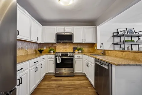 $529,000 | 6 Mews Lane, South Orange, NJ 07079