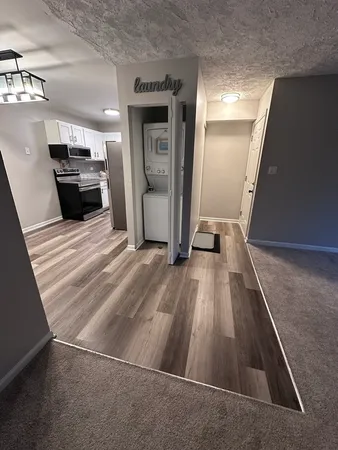 $2,000 | 2600 Light Road, Unit 207, Oswego, IL 60543