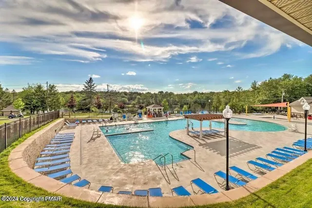 $425,000 | 8345 Shannon Drive, Tobyhanna, PA 18466