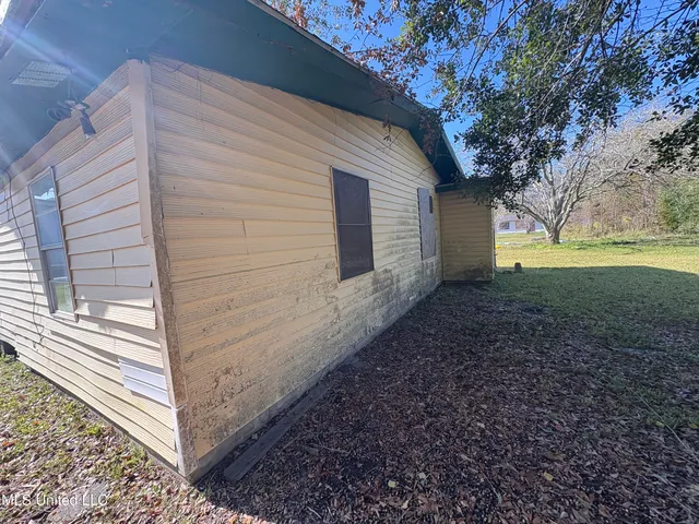 $53,900 | 5213 Meridian Street, Moss Point, MS 39563