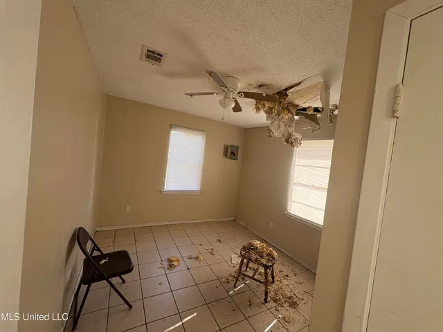 $53,900 | 5213 Meridian Street, Moss Point, MS 39563