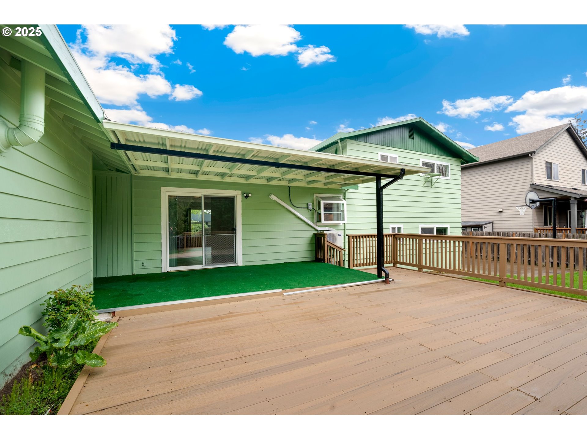 9450 Southwest Lehman Street Portland, OR 97223 - Photo 12 of 32