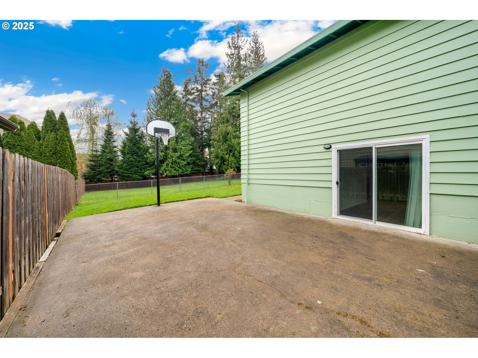 9450 Southwest Lehman Street Portland, OR 97223 - Photo 14 of 32