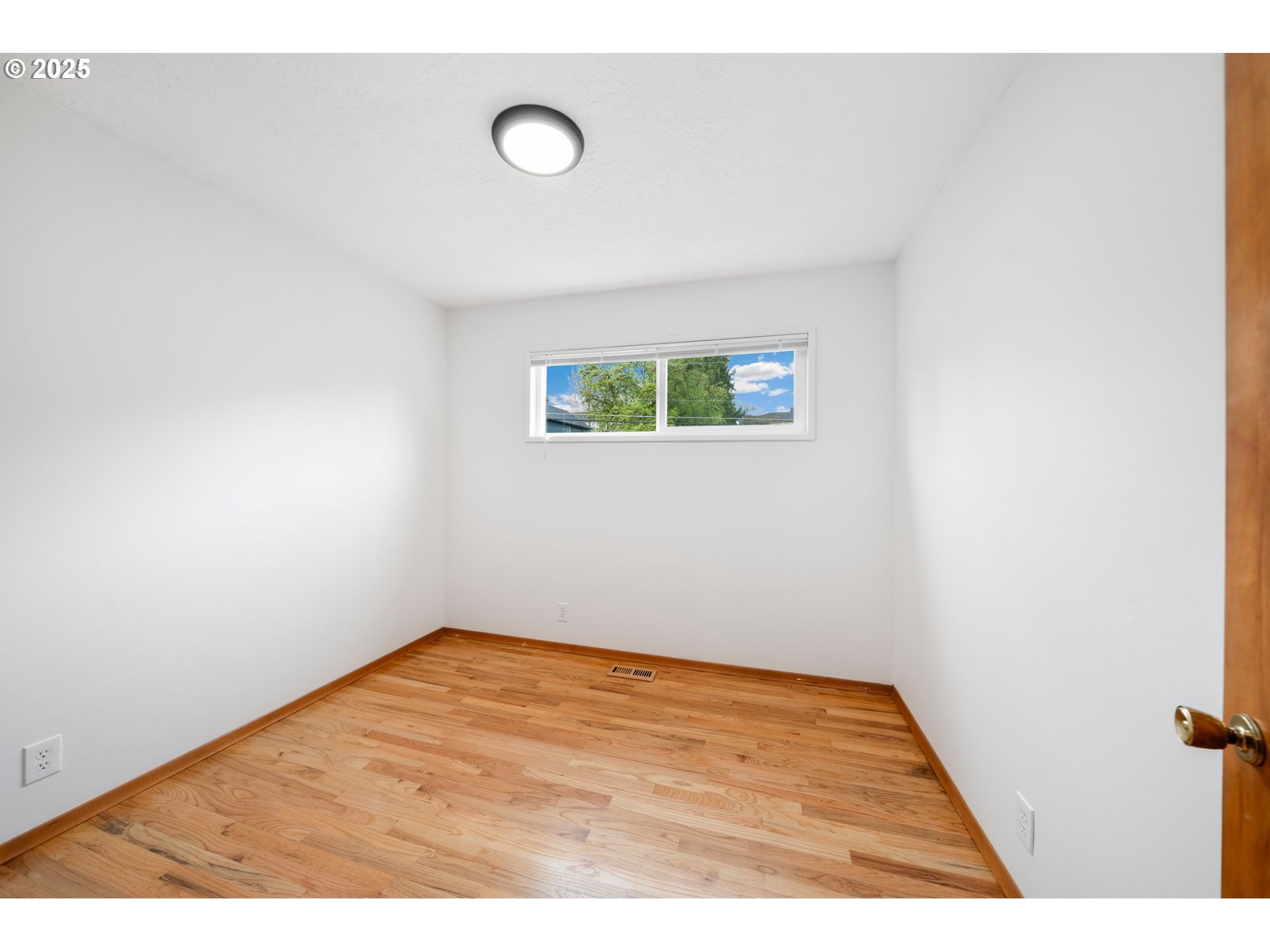 9450 Southwest Lehman Street Portland, OR 97223 - Photo 19 of 32