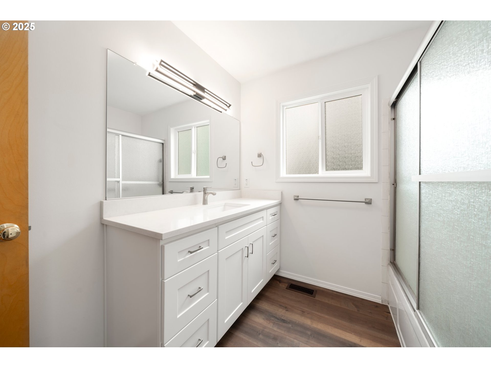 9450 Southwest Lehman Street Portland, OR 97223 - Photo 9 of 32