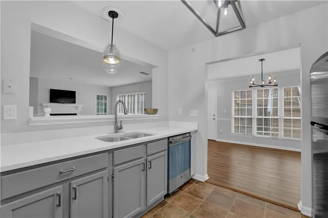 $209,999 | 303 Mill Pond Court Southeast, Smyrna, GA 30082