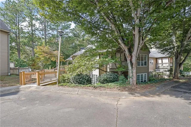 $209,999 | 303 Mill Pond Court Southeast, Smyrna, GA 30082