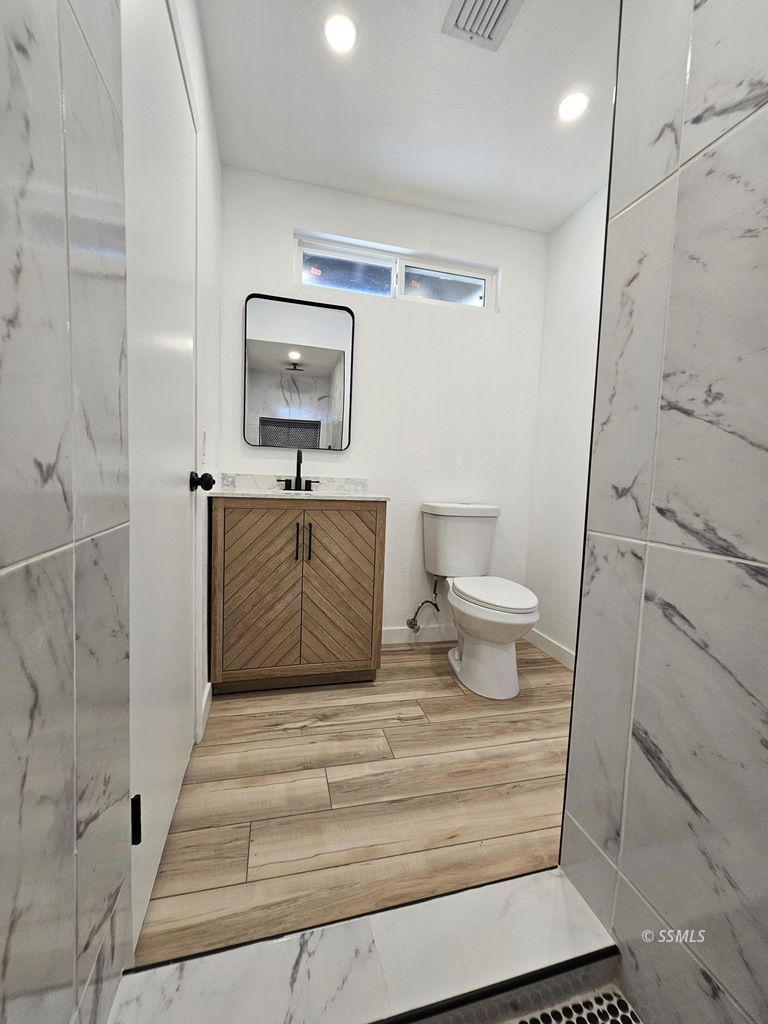 817 West Wasp Avenue Ridgecrest, CA 93555 - Photo 17 of 50
