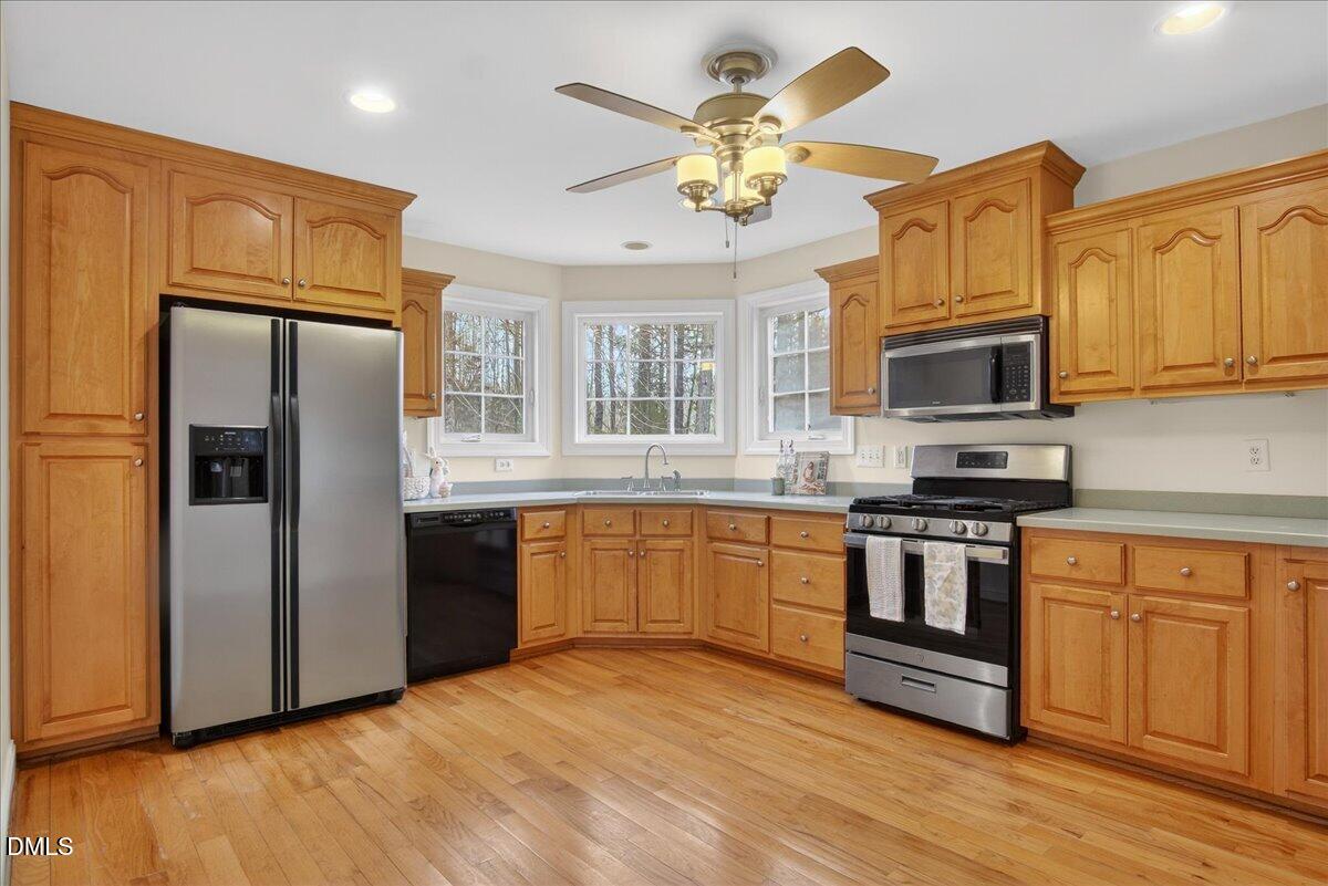 4098 Charlie Harris Road Oxford, NC 27565 - Photo 14 of 75 Kitchen