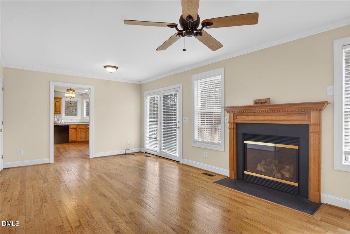 4098 Charlie Harris Road Oxford, NC 27565 - Photo 23 of 75 Family room