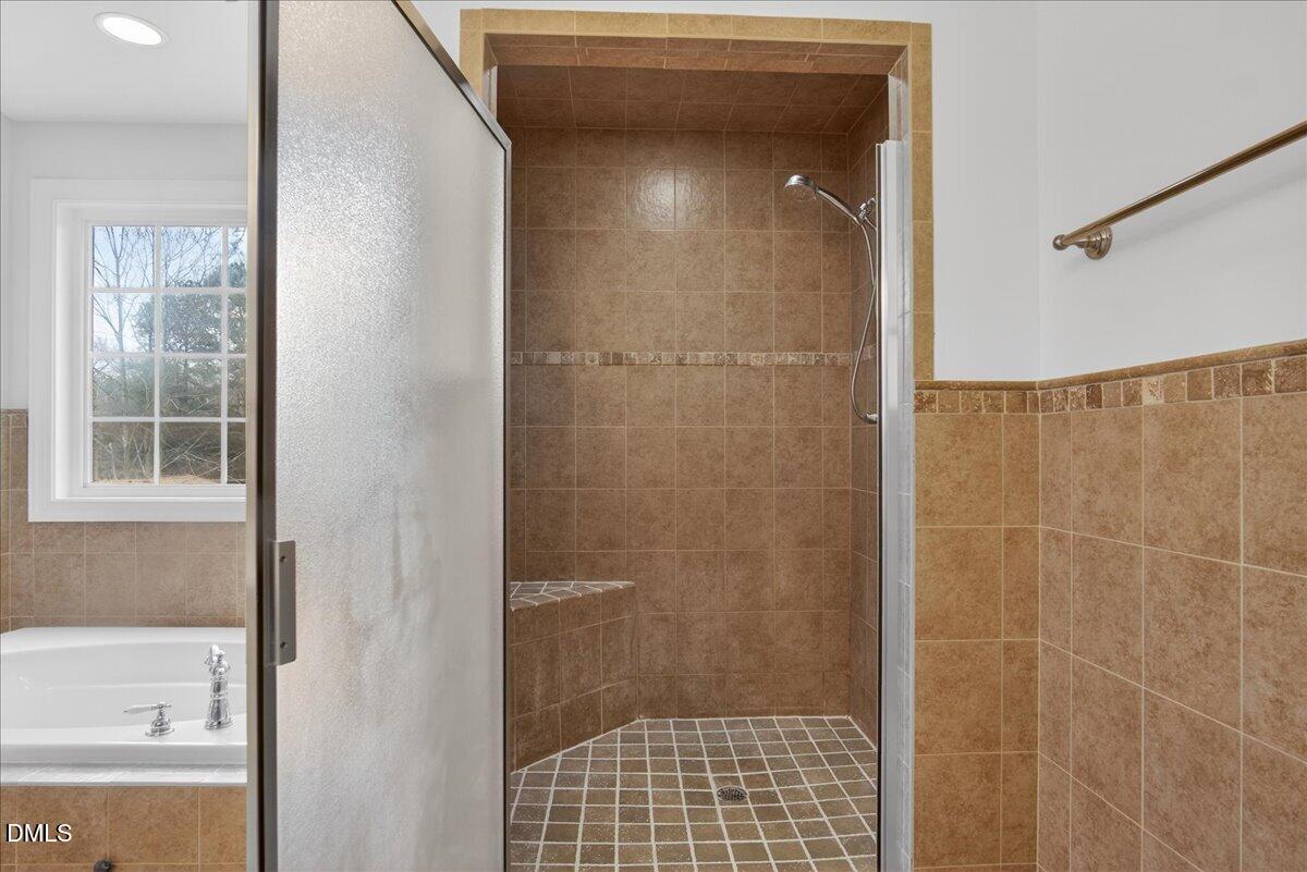 4098 Charlie Harris Road Oxford, NC 27565 - Photo 32 of 75 Primary Bath