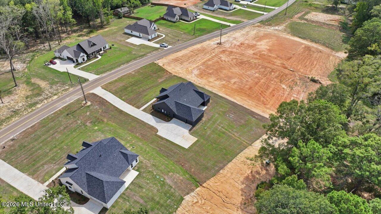 934 Mullican Road Florence, MS 39073 - Photo 65 of 68 65-934 Mullican Rd _ Hometoursms.com
