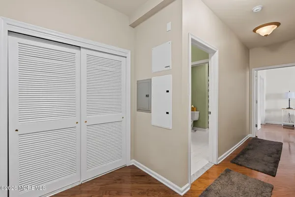 a view of utility room