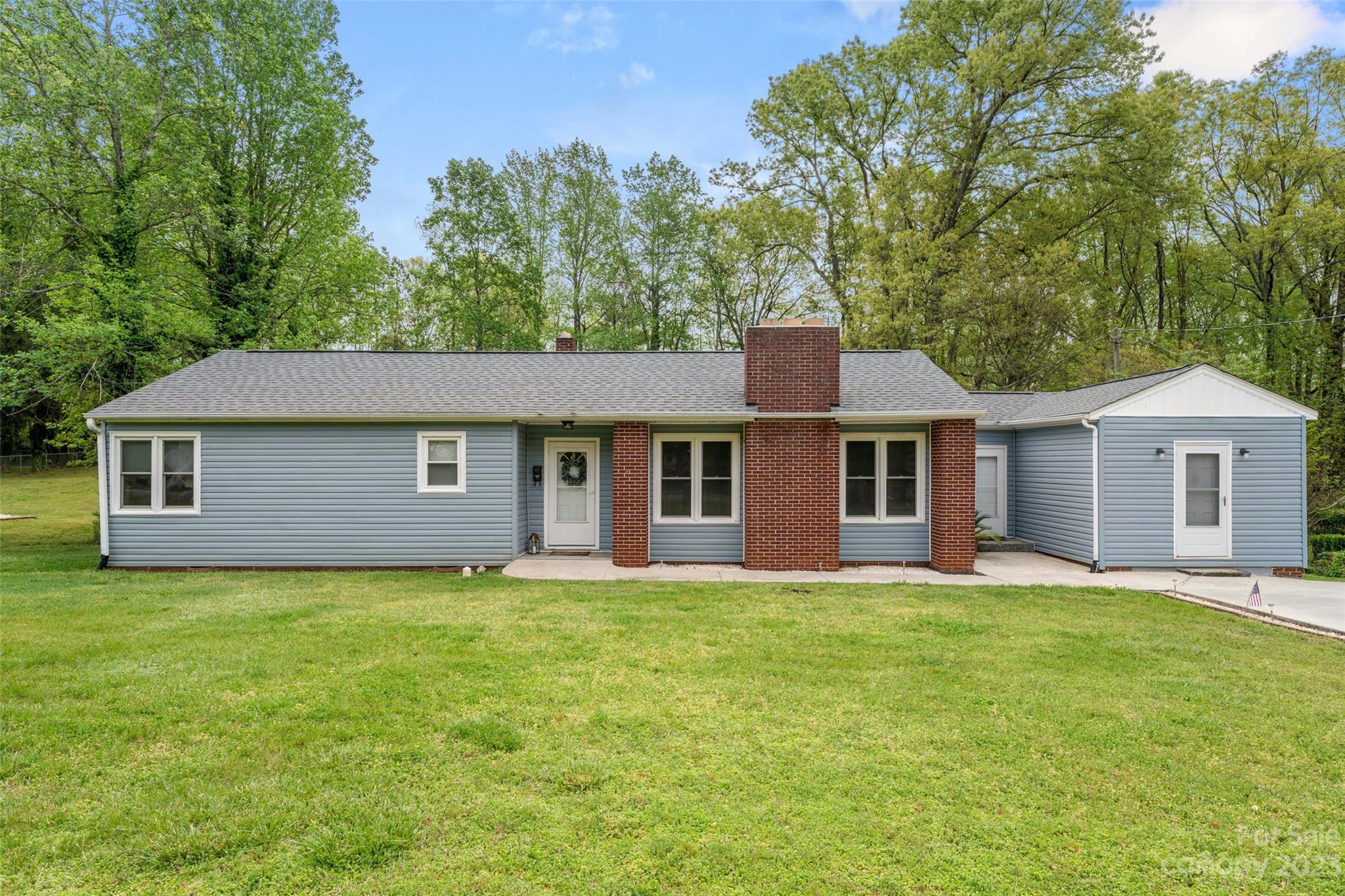 227 Wiley Avenue York, SC 29745 - Photo 1 of 35