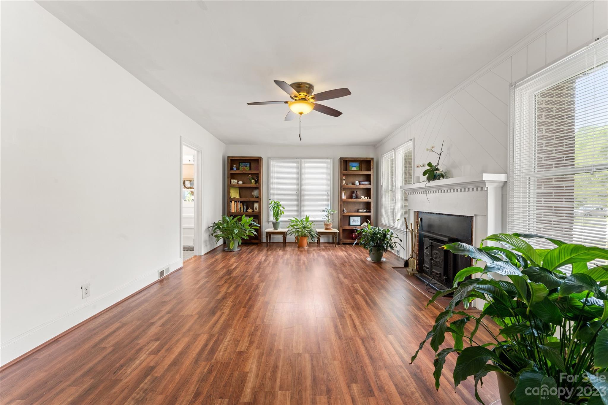 227 Wiley Avenue York, SC 29745 - Photo 5 of 35