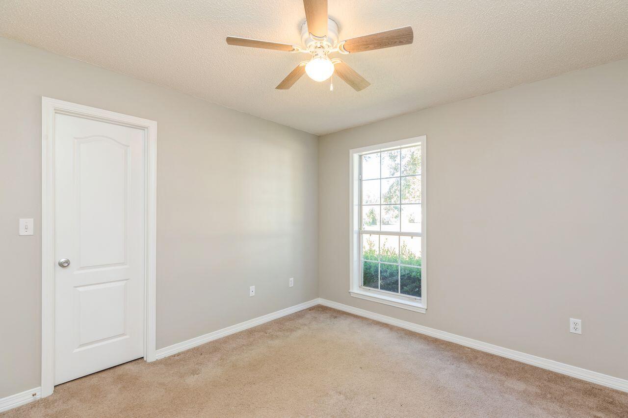 5353 Hillcrest Road Crestview, FL 32539 - Photo 18 of 35 19_5353HillcrestRd_2032_HiRes