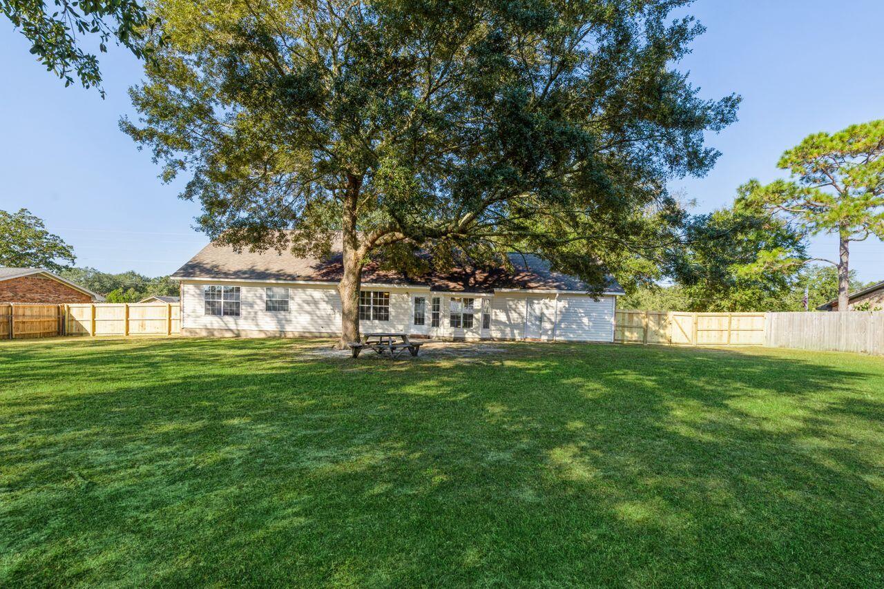 5353 Hillcrest Road Crestview, FL 32539 - Photo 31 of 35 32_5353HillcrestRd_2053_HiRes